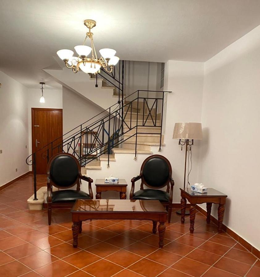 A Sea View Spacious Cheering 5 Bedroom Villa Ain Sokhna "Ain Bay" فيلا كاملة للإيجار قرية العين باي Ain Sukhna Buitenkant foto