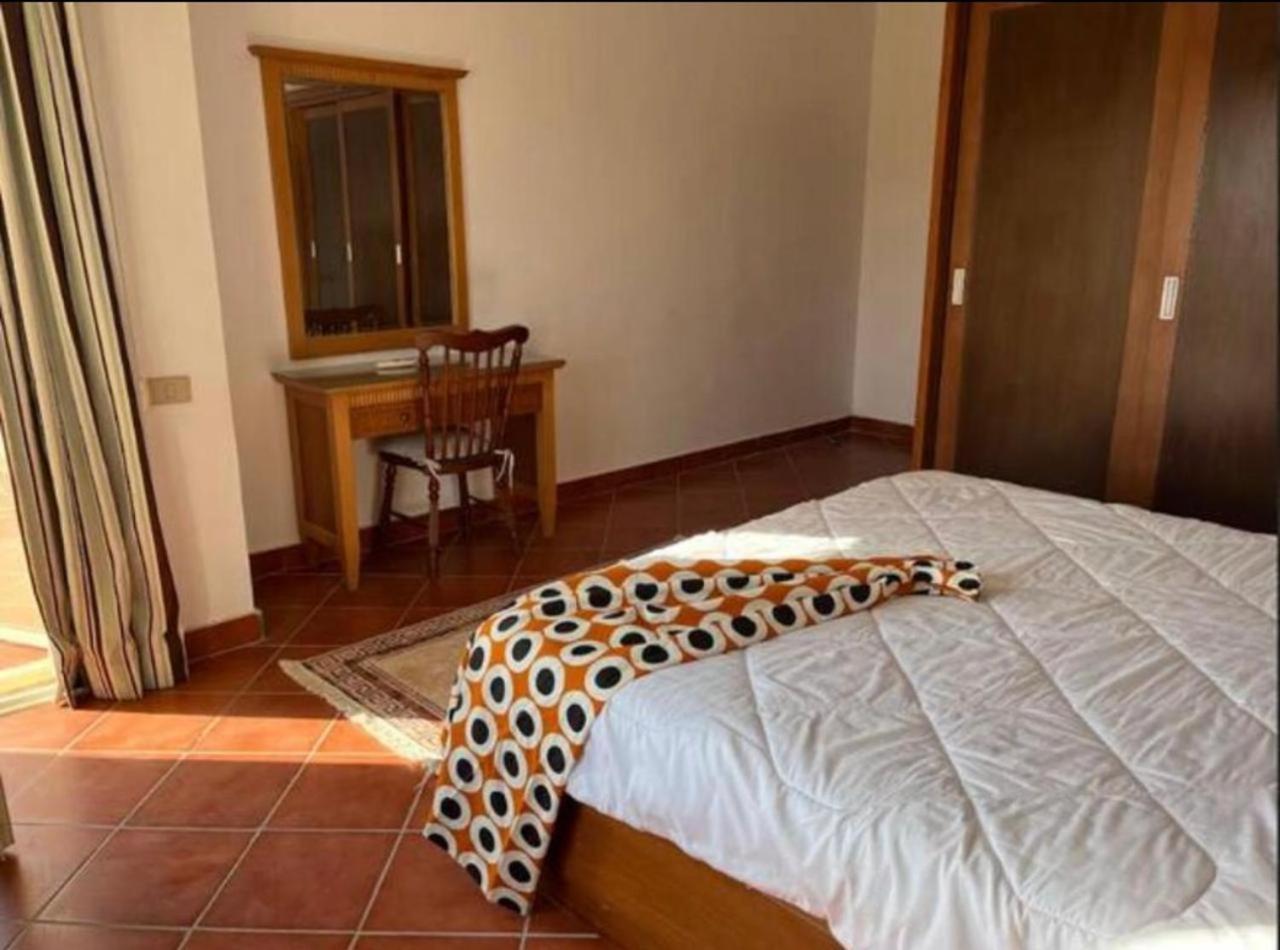 A Sea View Spacious Cheering 5 Bedroom Villa Ain Sokhna "Ain Bay" فيلا كاملة للإيجار قرية العين باي Ain Sukhna Buitenkant foto